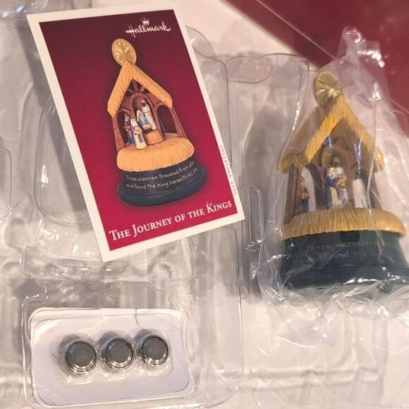 Vintage Hallmark Keepsake Ornament with Magic Sound "The Journey of the Kings" - Picture 3 of 10